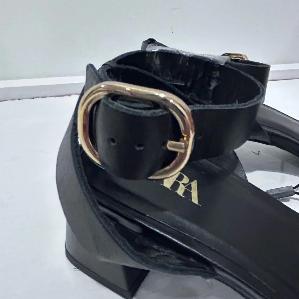 Zara Womens Black Gold Upper Leather Square Toe Ankle Strap Heel Sandals Size 36 - Picture 7 of 12